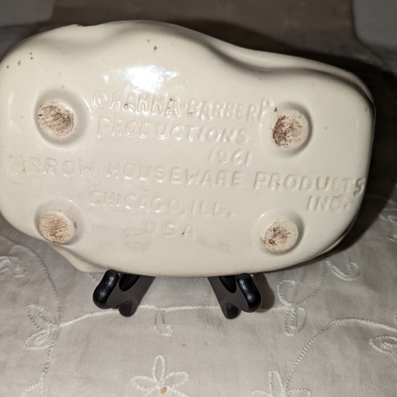 Fliston Barney ceramic ashtray.v - Picture 7 of 7